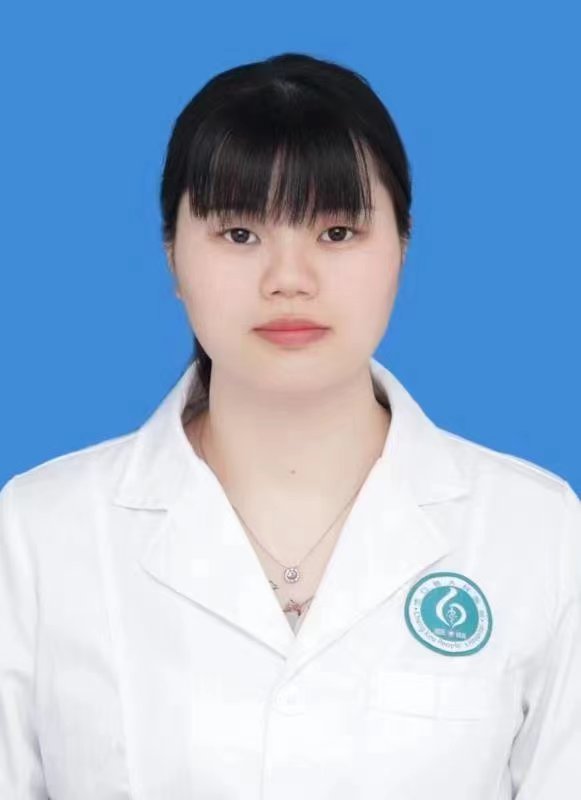 潘龙英