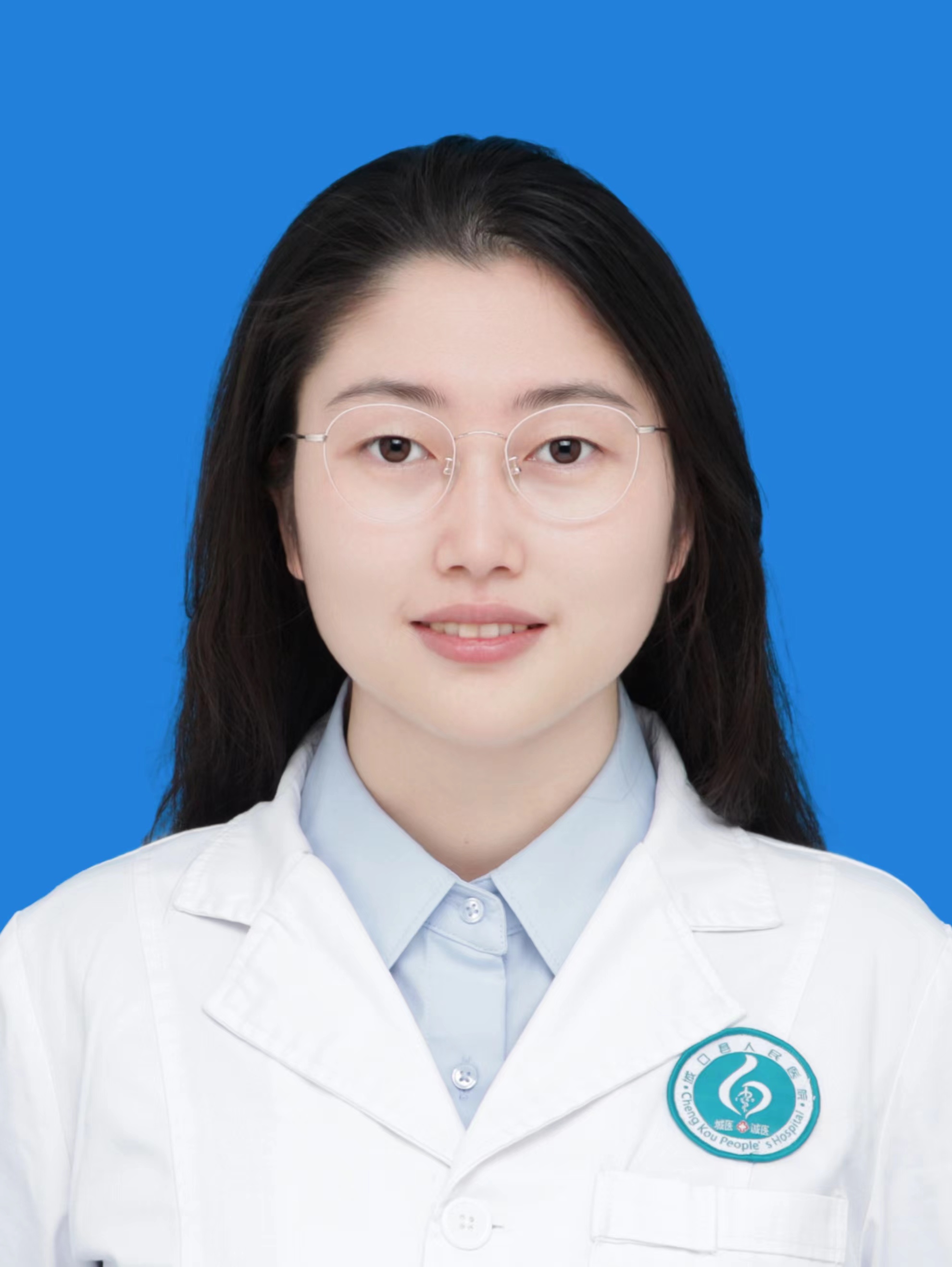 李盼