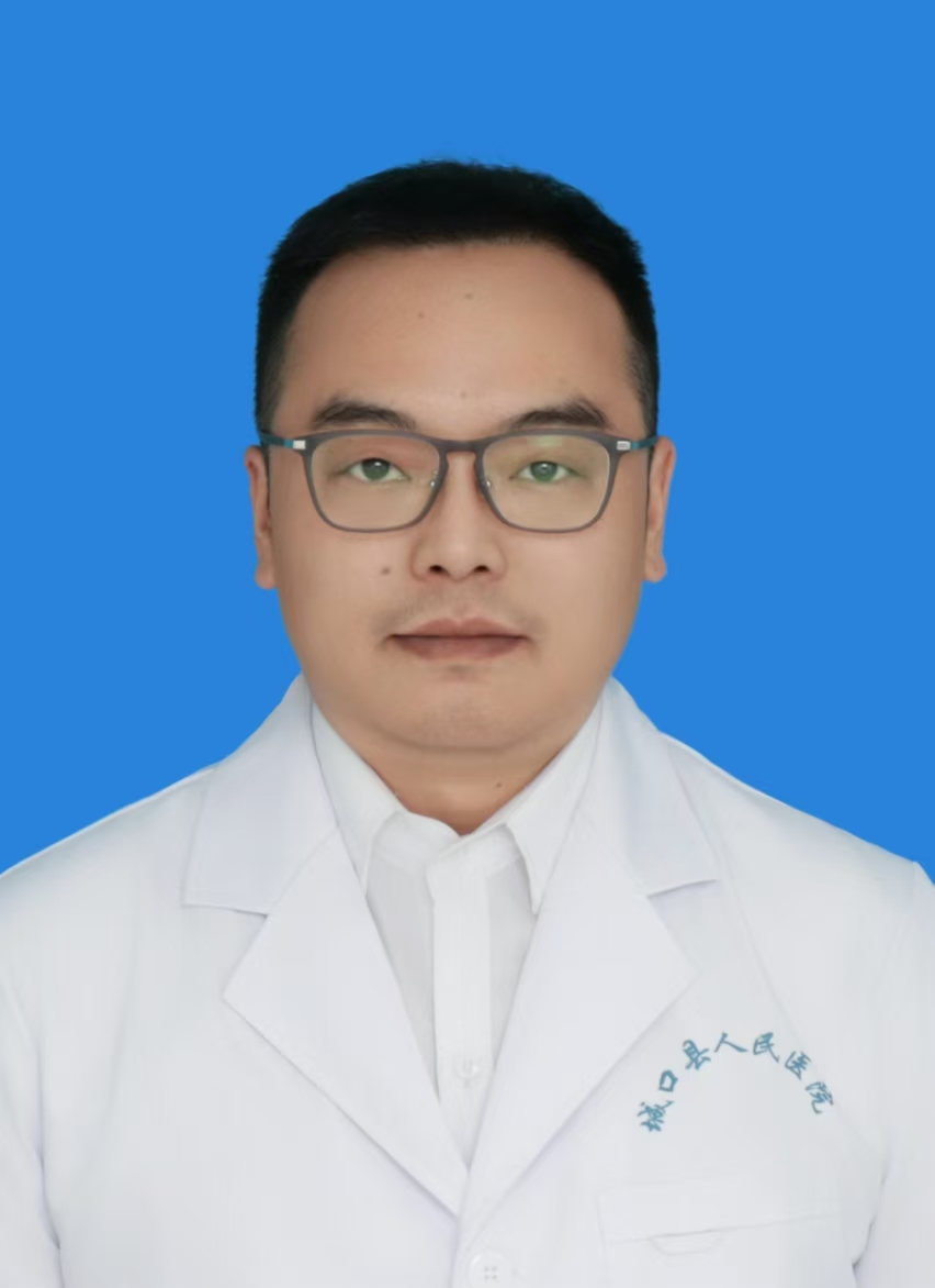 李毅